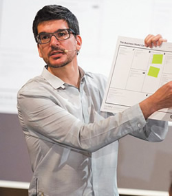 アレックス・オスターワルダー氏