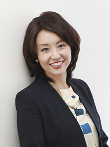 コヴィディエンジャパン株式会社 リーナルケア ソリューションズ Japan/Australia/New Zealandビジネスダイレクター & Region Liaison for APAC 飯田 綾